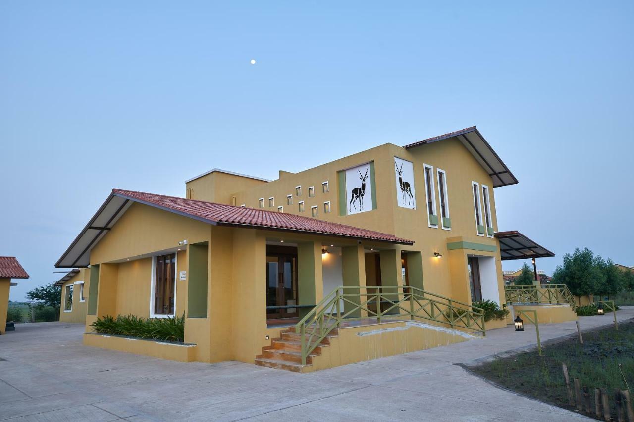 Blackbuck Safari Lodge Velavadar Bavliari Bagian luar foto
